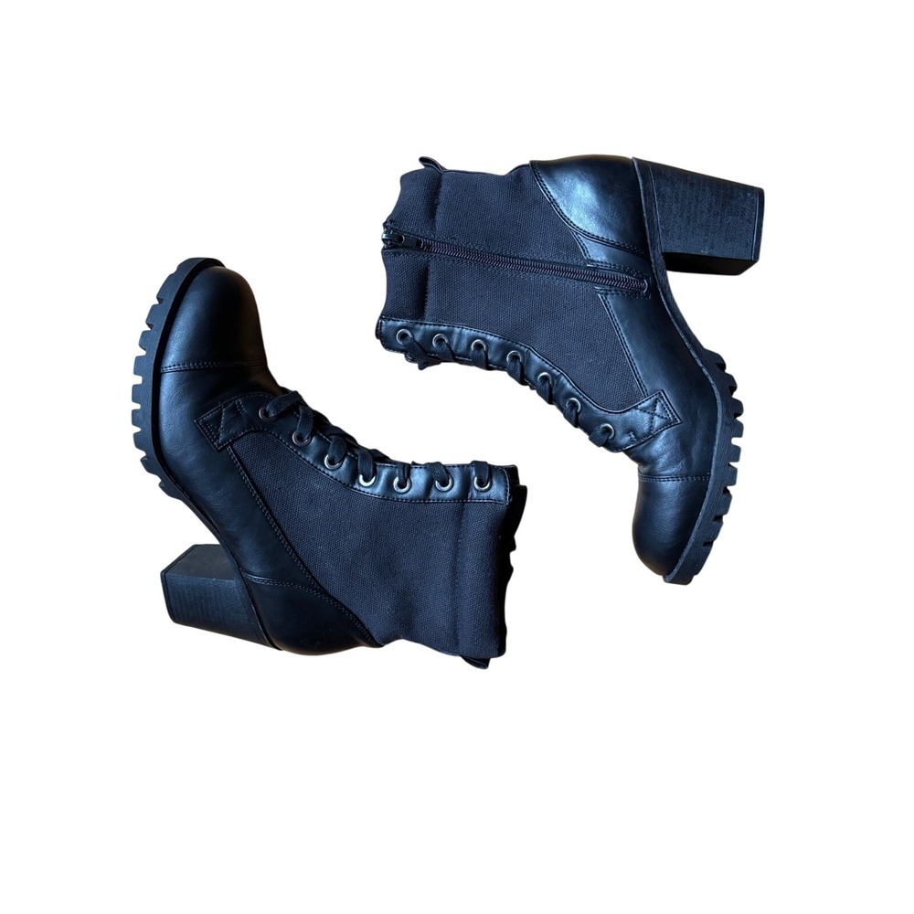 XOXO Black Combat Boots Lace Up Block Heel Lug Sole Ankle Boots 8.5M Goth Grunge